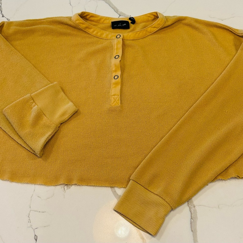 Urban Outfitters Cropped Thermal button down